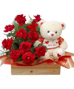 Caixa de Madeira com Urso de Pelúcia, Chocolates e Rosas