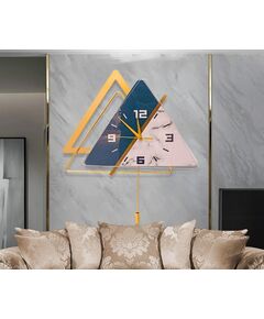 Relógio de parede triangular decorativo