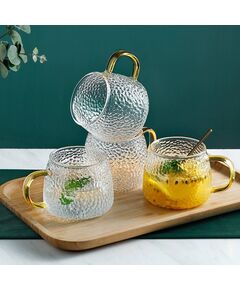 xícara de chá com alça de vidro