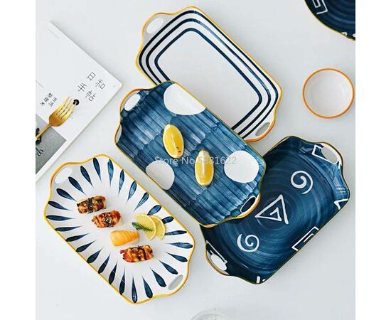 Travessa azul com formas geométricas